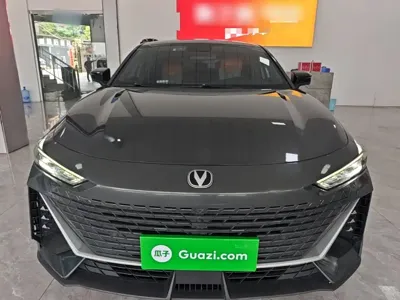 Changan UNI-V 2022, 68200 км, за 57800 CNY