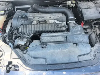 Volvo V40 2015, 111000 км, за 29000 CNY - фото 10