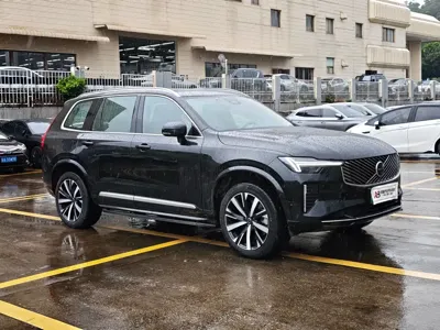 Volvo XC90 PHEV 2025, 13600 км, за 418000 CNY