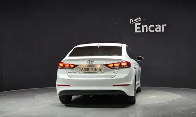 Hyundai Avante 2018, 45525 км, за 11000000 KRW