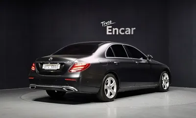Mercedes-Benz E-Class 2017, 106968 км, за 16400000 KRW - фото 2