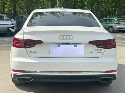 Audi A4L 2019, 68300 км, за 112300 CNY - фото 11