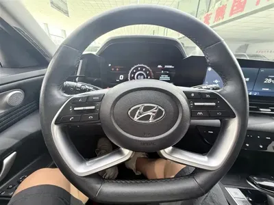 Hyundai Elantra 2023, 39000 км, за 97800 CNY - фото 10