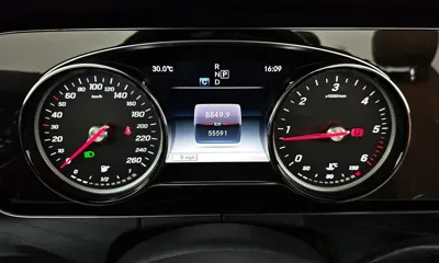 Mercedes-Benz E-Class 2018, 55591 км, за 31990000 KRW - фото 8