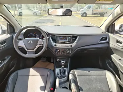 Hyundai Verna 2017, 86000 км, за 23800 CNY - фото 16