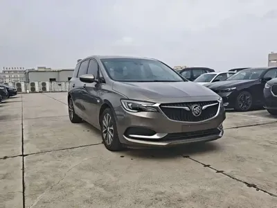 Buick GL6 2018, 83000 км, за 35800 CNY