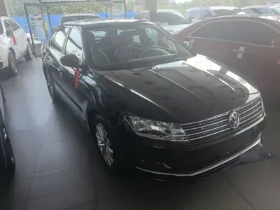 Volkswagen Lavida 2020, 93800 км, за 45700 CNY
