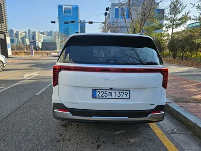 Kia Canival 2025, 21000 км, за 29360000 KRW