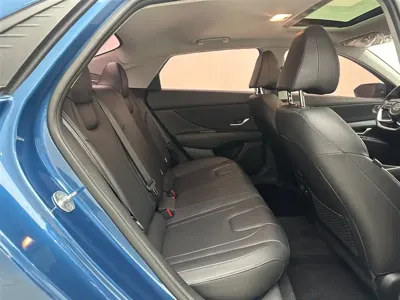 Hyundai Elantra 2023, 8800 км, за 98000 CNY - фото 14