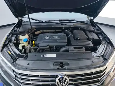 Volkswagen Passat 2017, 80300 км, за 60599 CNY - фото 10