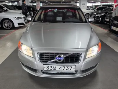 Volvo S80 · 2008 год