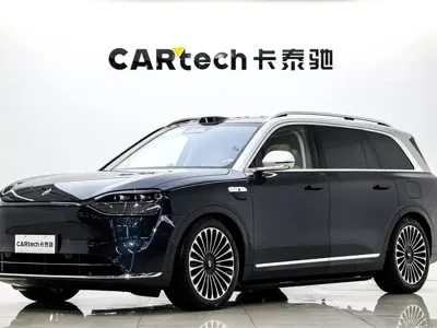 AITO 问界 AITO M9 · 2025 год