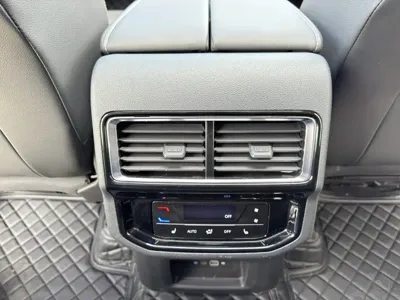 Volkswagen Teramont 2022, 30500 км, за 189300 CNY - фото 19