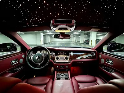 Rolls-Royce Ghost 2018, 110000 км, за 1698000 CNY - фото 8