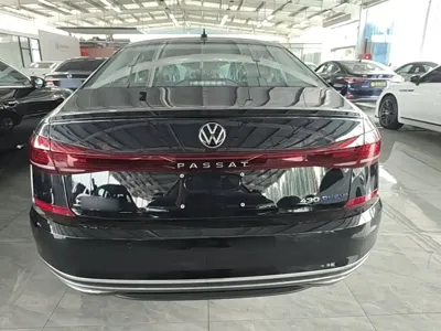 Volkswagen 帕萨特插电混动 2026, 100 км, за 136400 CNY - фото 6