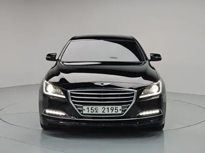 Hyundai Genesis 2016, 128456 км, за 10500000 KRW