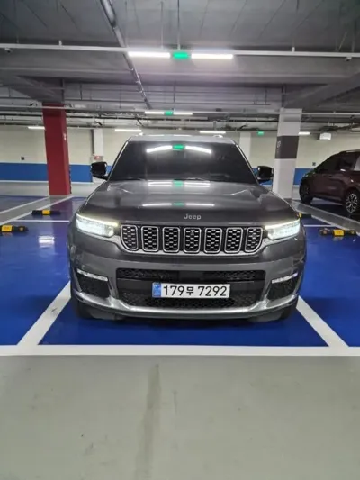 Jeep Cherokee · 2023 год
