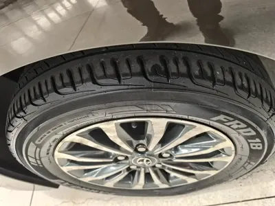 Toyota Corolla 2017, 82000 км, за 35500 CNY - фото 8