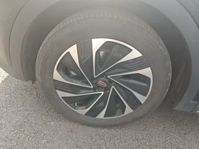 Hongqi HS7 PHEV 2024, 13899 км, за 164708 CNY - фото 8