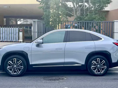 Nio EC6 2021, 77000 км, за 90800 CNY