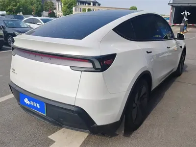 Tesla Model Y 2025, 19200 км, за 218000 CNY - фото 3