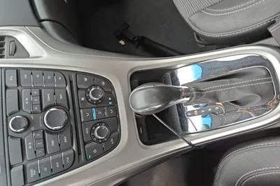 Buick GT 2014, 33800 км, за 34411.33 CNY