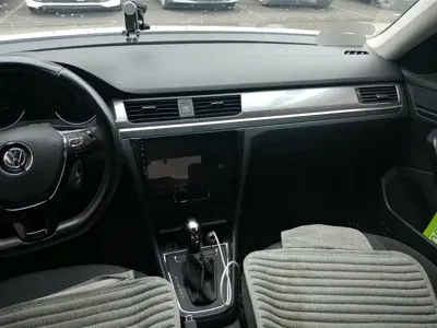 Volkswagen Bora 2020, 61500 км, за 38200 CNY - фото 12