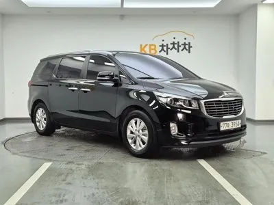 Kia Canival 2017, 127524 км, за 9000000 KRW