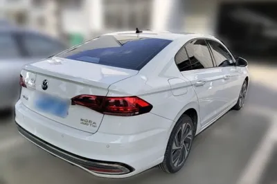 Volkswagen Bora 2023, 36000 км, за 76647.1 CNY - фото 6