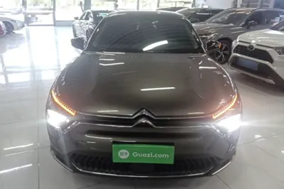 Citroen C5 X 2021, 23400 км, за 85452.87 CNY