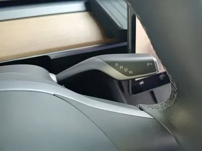 Tesla Model 3 2023, 27500 км, за 184300 CNY - фото 14