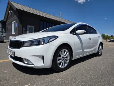 Kia K3 · 2016 год