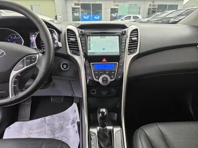 Hyundai i30 2016, 152000 км, за 6000000 KRW - фото 10