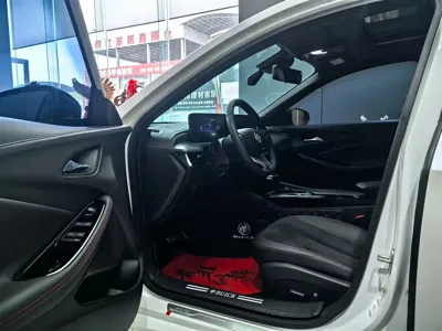 Buick Verano 2024, 15000 км, за 69500 CNY - фото 9