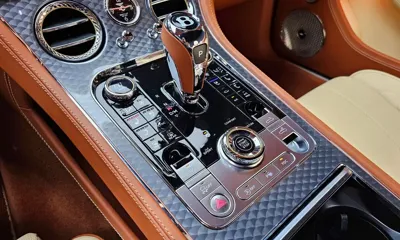 Bentley Continental 2022, 6561 км, за 383000000 KRW - фото 9