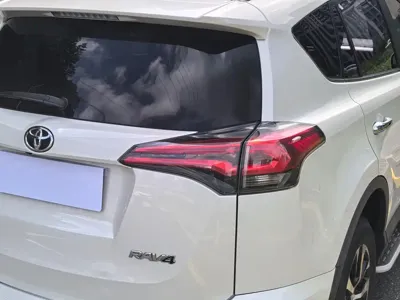 Toyota RAV4 2017, 93000 км, за 63800 CNY - фото 20