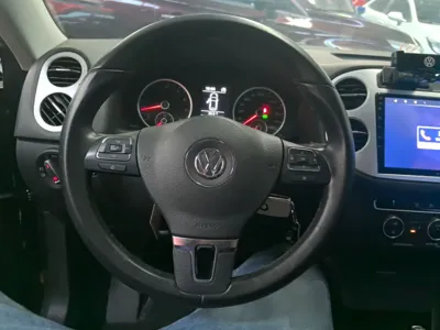 Volkswagen Tiguan 2016, 122500 км, за 57437.1 CNY - фото 14