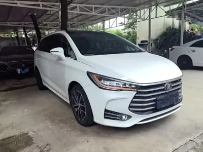 BYD MAX 2018, 134200 км, за 29400 CNY