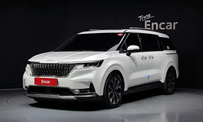 Kia Canival · 2023 год