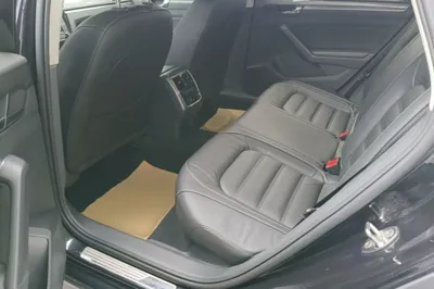 Volkswagen Passat 2017, 76400 км, за 64628.29 CNY - фото 20