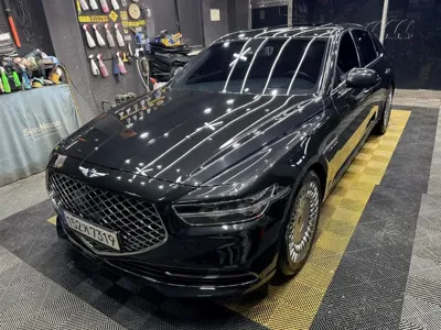 Genesis G90 · 2019 год