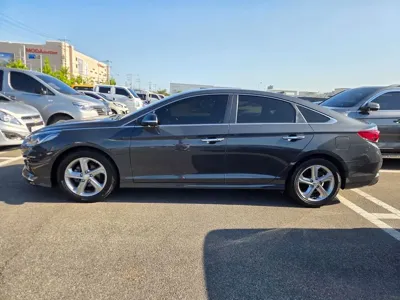 Hyundai Sonata 2018, 54592 км, за 13200000 KRW - фото 11