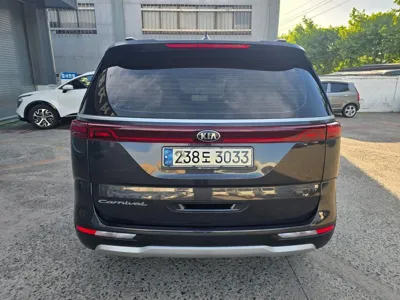 Kia Canival 2021, 128877 км, за 19500000 KRW
