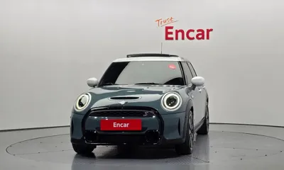 MINI Cooper 2023, 34023 км, за 23600000 KRW