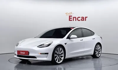 Tesla Model 3 · 2021 год