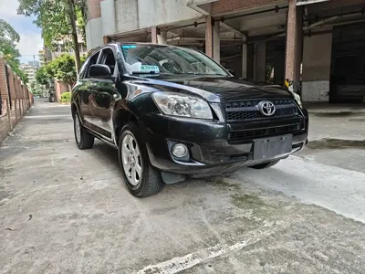 Toyota RAV4 2011, 190000 км, за 23800 CNY