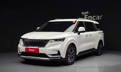Kia Canival · 2023 год