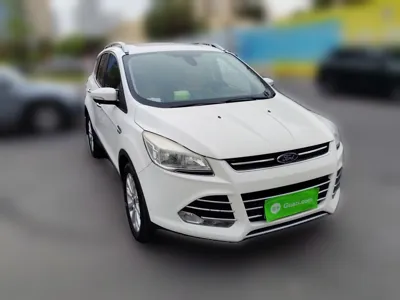 Ford Kuga 2013, 104900 км, за 30863.28 CNY
