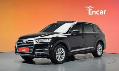 Audi Q7 · 2019 год