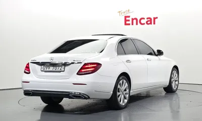 Mercedes-Benz E-Class 2019, 134704 км, за 22400000 KRW